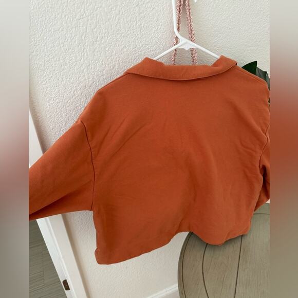 Athleta Orange Cropped Polo Top Small Relaxed Fit Long Sleeve Casual Lightweight - Picture 2 of 4
